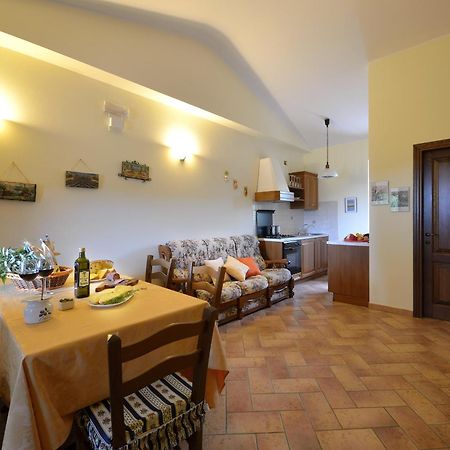 Agriturismo San Severo Пассиньяно-суль-Тразимено Номер фото